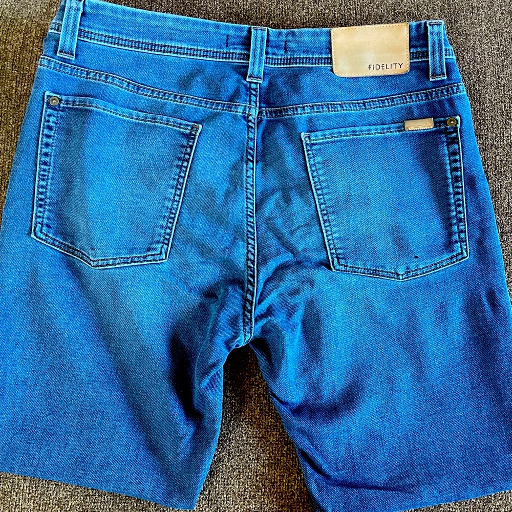 Fidelity faded size 36-29 men’s jeans